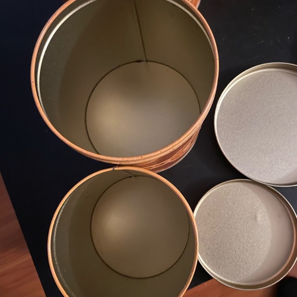 Very Rare Bakers Brand Tin Containers - Picture 9 of 11